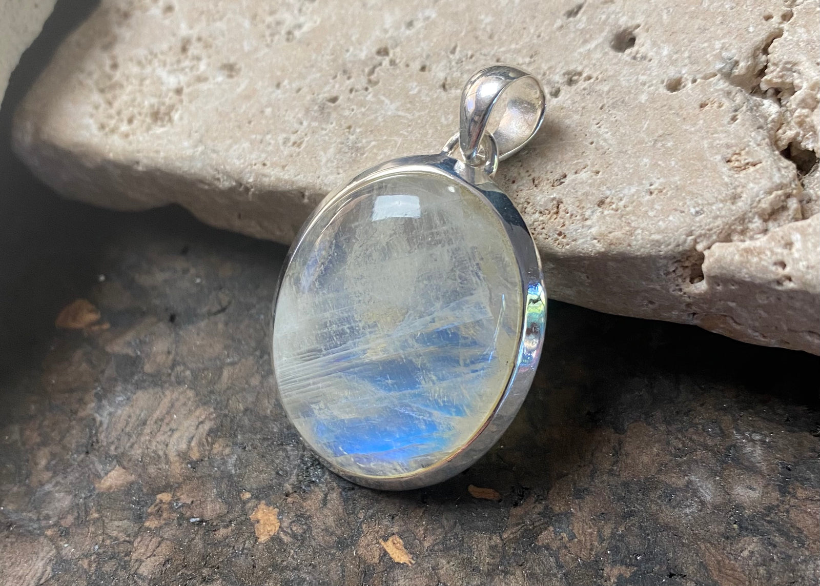 Stunning large rainbow moonstone pendant in sterling silver, 4 cm length