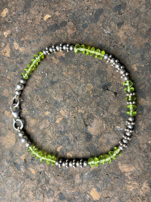 Peridot and silver bead bracelet