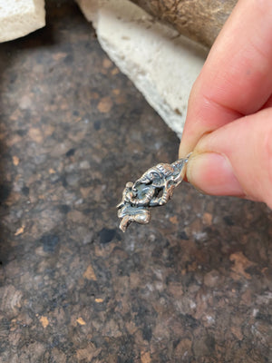 Sterling silver ganesh pendant, length 3.4 cm