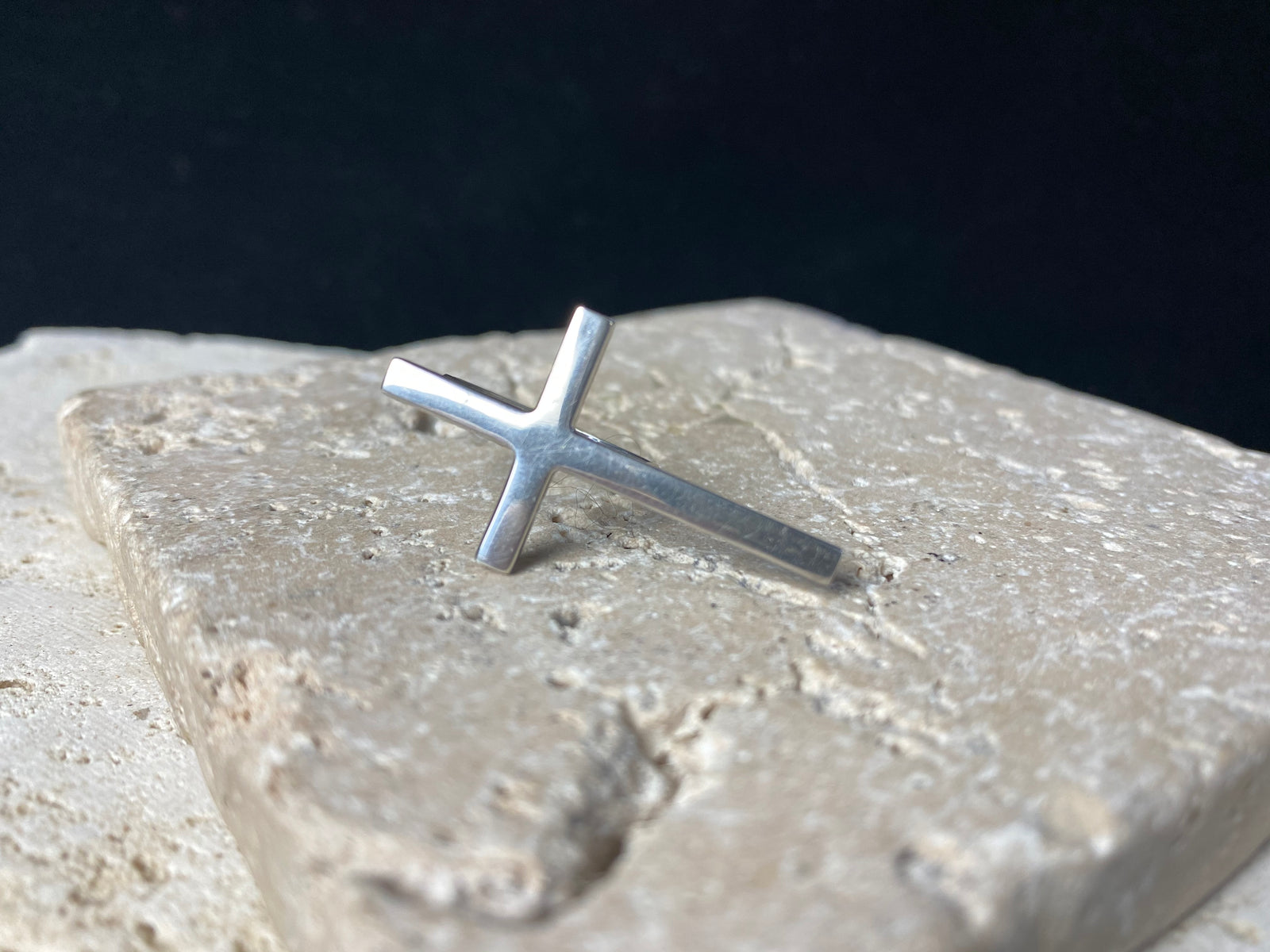 Sterling silver cross ring.